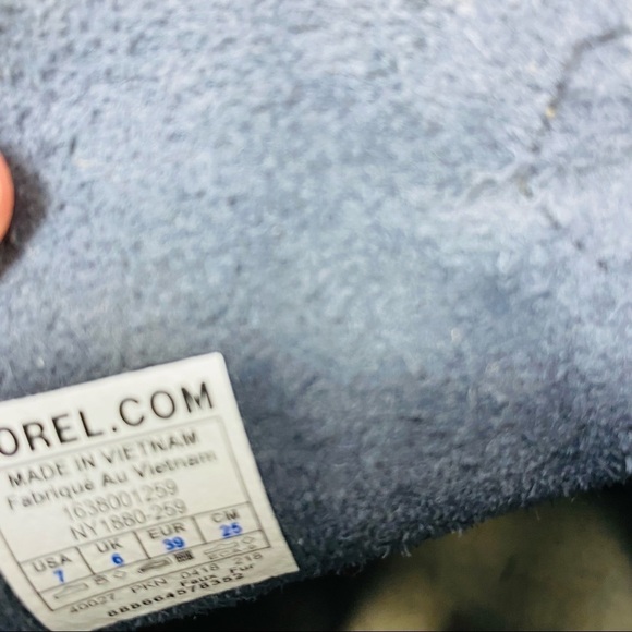 Sorel Waterproof Caribou Boots Size:7 - Picture 7 of 8